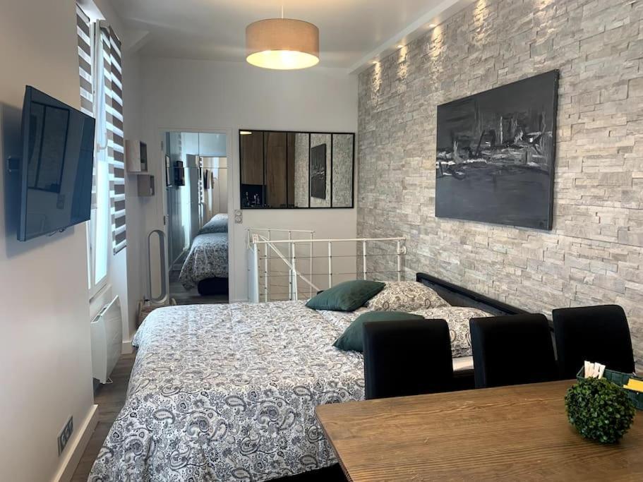 03 Tour Eiffel Appartement Pour 7 Personnes Paris Exterior foto